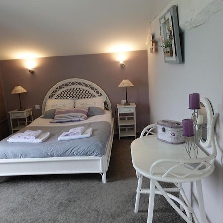 Gîte 4 étoiles avec hébergement insolite - 10 personnes Foussais Extérieur photo