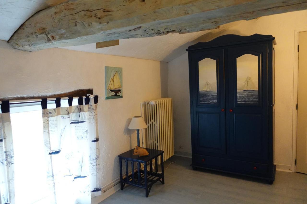 Gîte 4 étoiles avec hébergement insolite - 10 personnes Foussais Extérieur photo